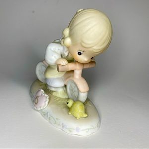 Vintage Precious Moments Growing in Grace Age 6 Figurine Blonde